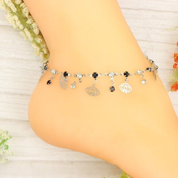 "Handmade Anklet – Elegant & Delicate Jewelry for Women | UNVRC1217 - Picture 7 of 10